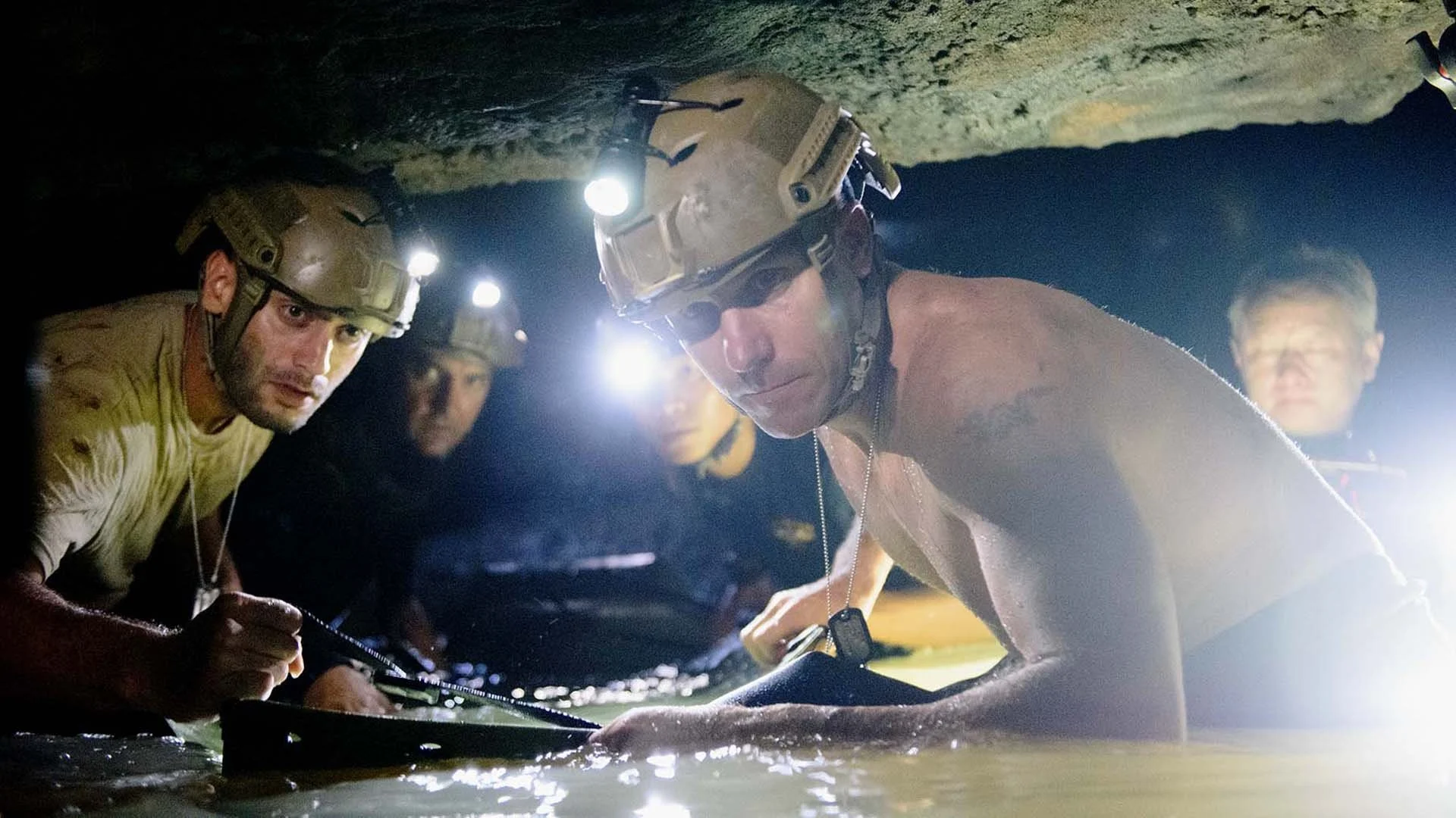 Cuộc Giải Cứu Hang Tham Luang - Cave Rescue