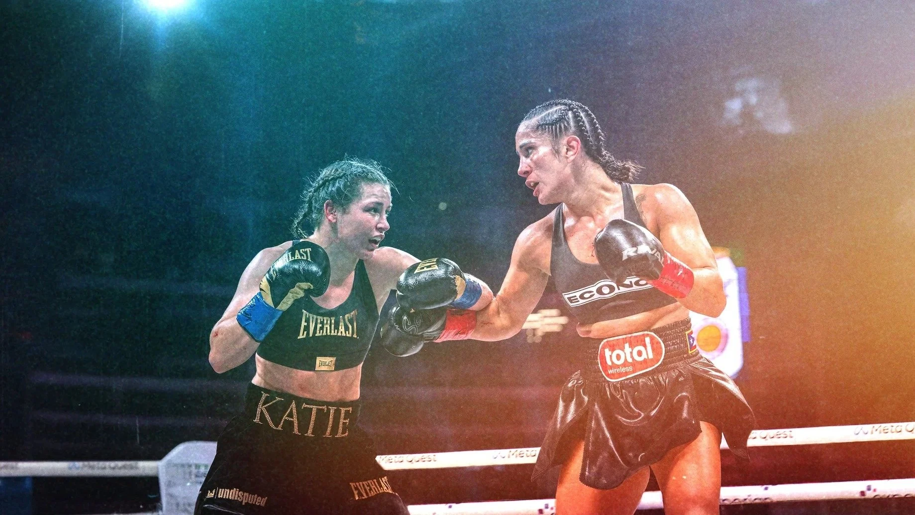 Đếm Ngược: Taylor Vs Serrano - Countdown: Taylor vs. Serrano
