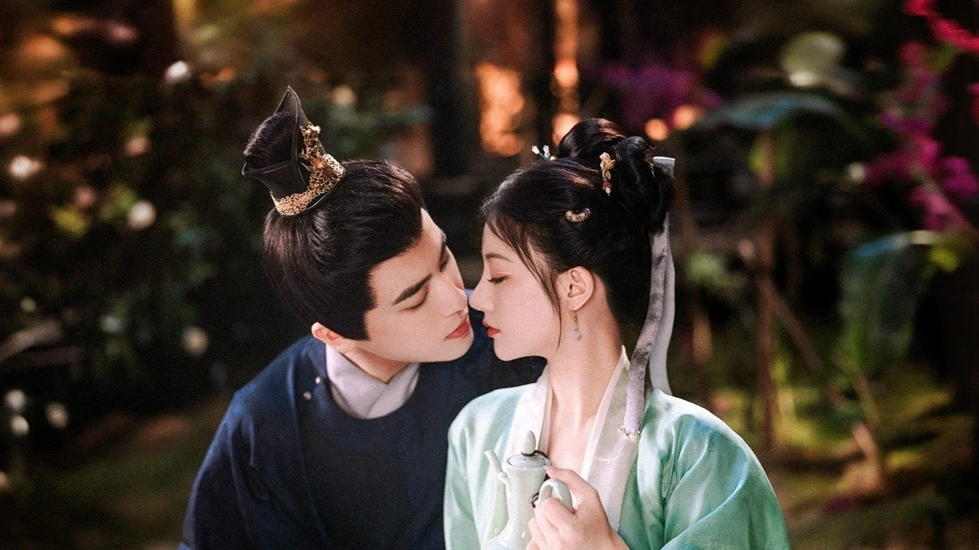 Ám Độ Xuân Hoa